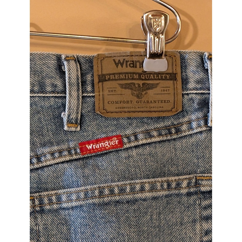 Wrangler Men's Jeans 36x32 Relaxed Fit 97601SB Light Wash Straight Leg Denim - Picture 4 of 5